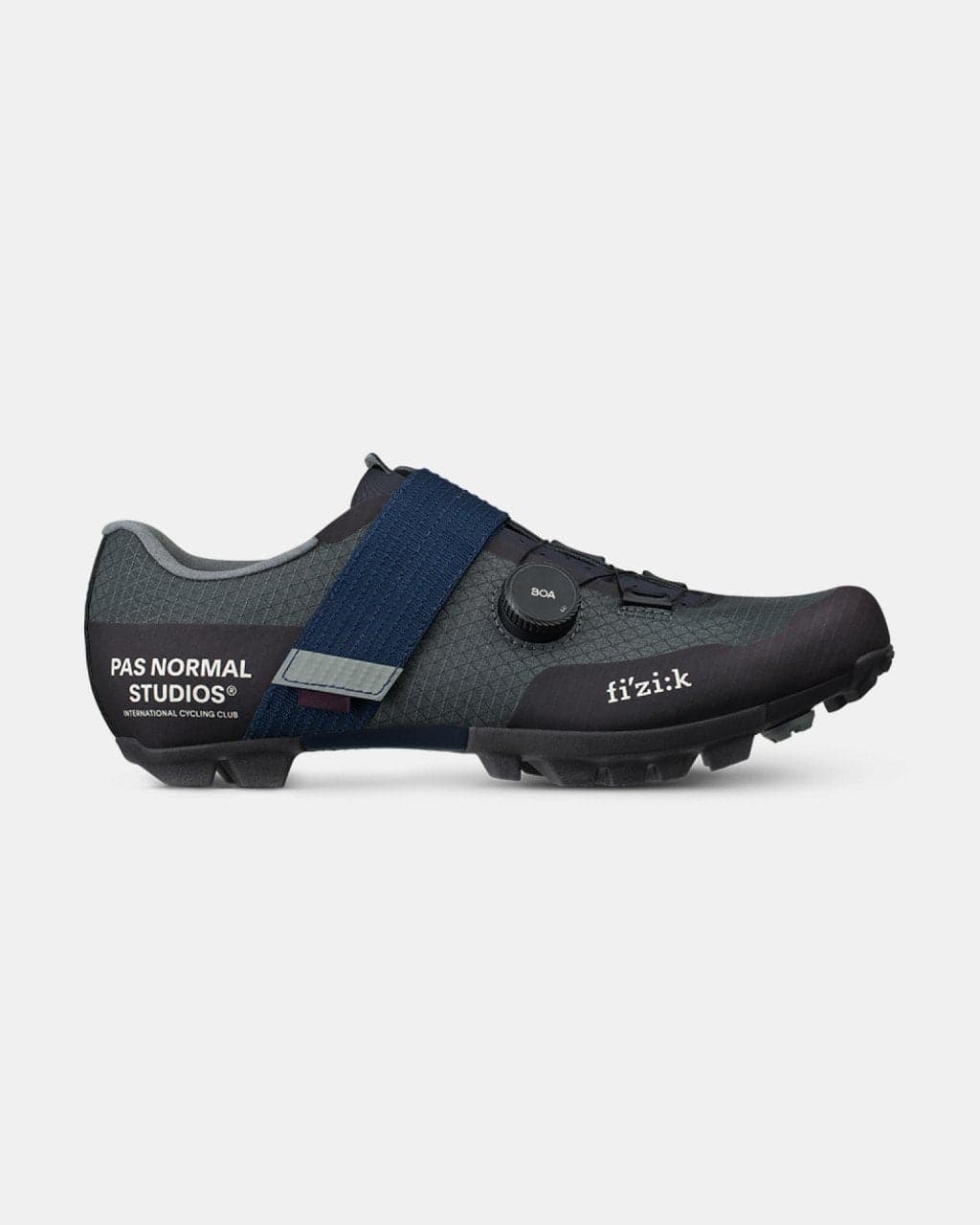 Pas Normal Studios x Fizik Ferox Carbon